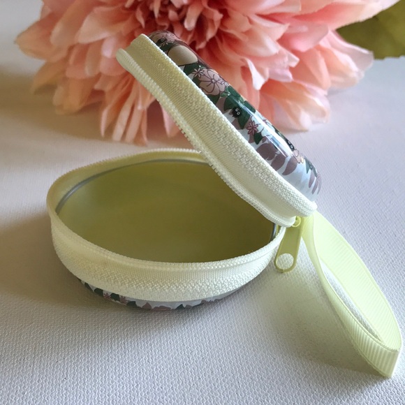 5 for $25! New Totoro Coin Purse - Picture 6 of 7